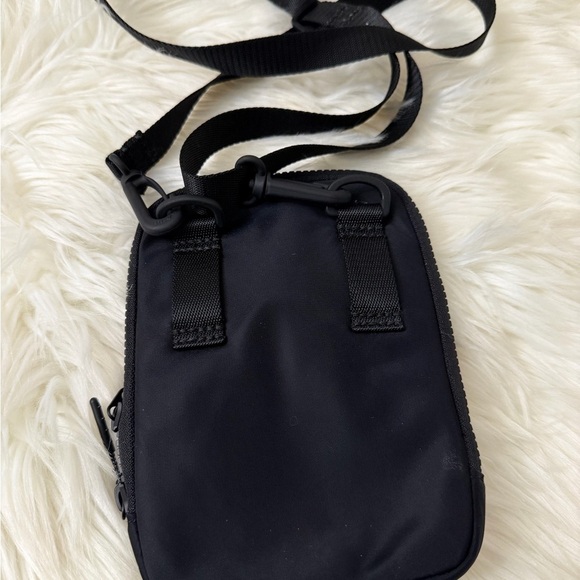 lululemon athletica Black Belt Bag - Picture 5 of 7